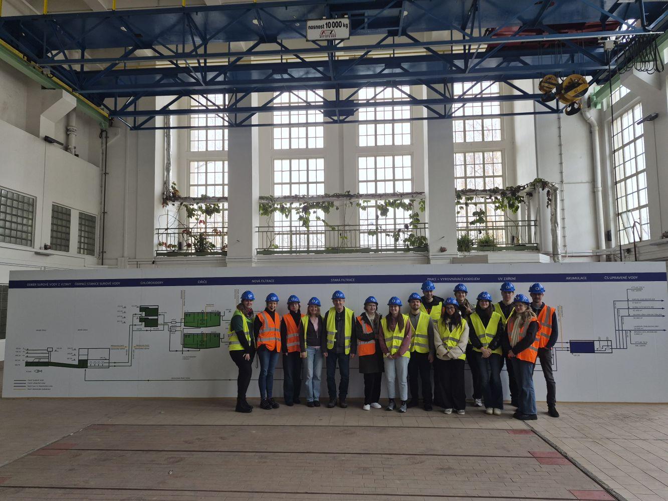  ◳ 20251205_130247 (jpg) → (originál)