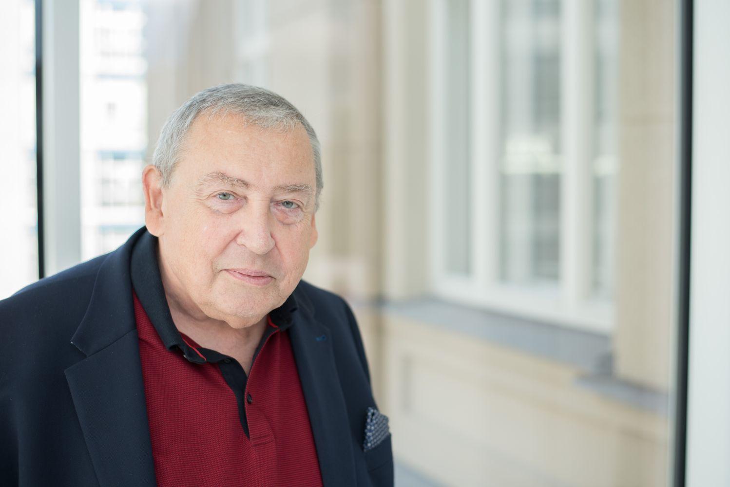 Prof. Jiří Wanner oceněn Čestným členstvím SOVAK ČR 